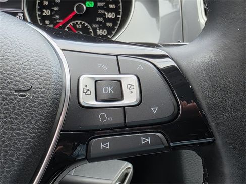 Used 2017 Volkswagen Golf Alltrack SE image 24