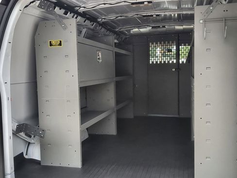 New 2025 GMC Savana 2500 Extended w/ Driver Convenience Package image 21