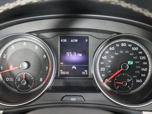 Used 2021 Volkswagen Atlas SE image 31