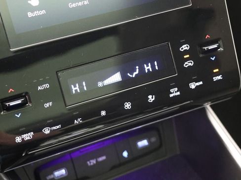 Used 2022 Hyundai Tucson SEL image 24