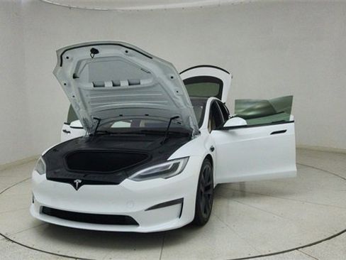 Used 2021 Tesla Model S Plaid image 72