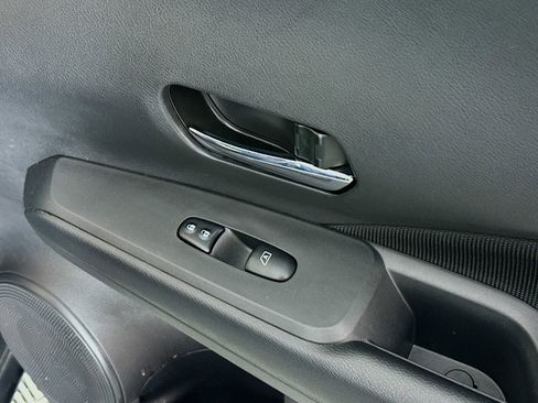 Used 2022 Nissan Kicks SV w/ Exterior Package FWD image 29