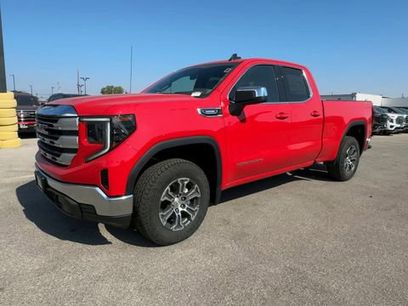 New 2026 GMC Sierra 1500 SLE w/ Preferred Package
