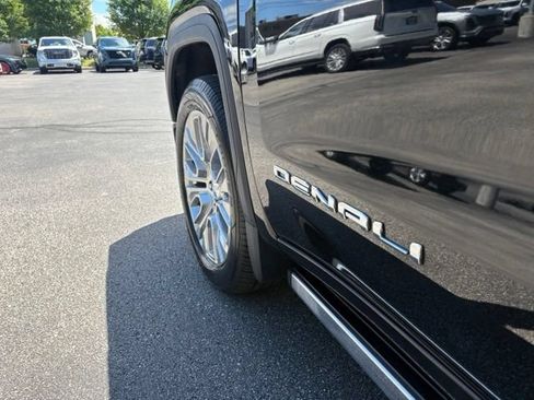 Used 2022 GMC Sierra 1500 Denali w/ Denali Reserve Package AWD/4WD image 14