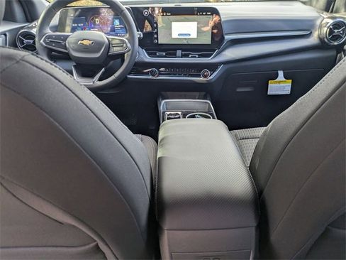 New 2026 Chevrolet Equinox LT image 25