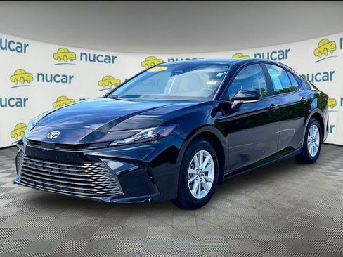 Used 2026 Toyota Camry LE FWD image 3
