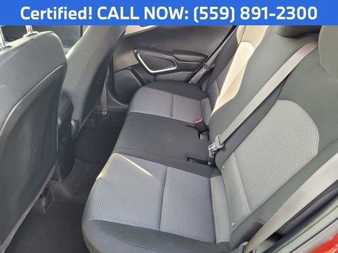 Certified 2025 Kia Soul LX w/ LX Technology Package FWD image 8