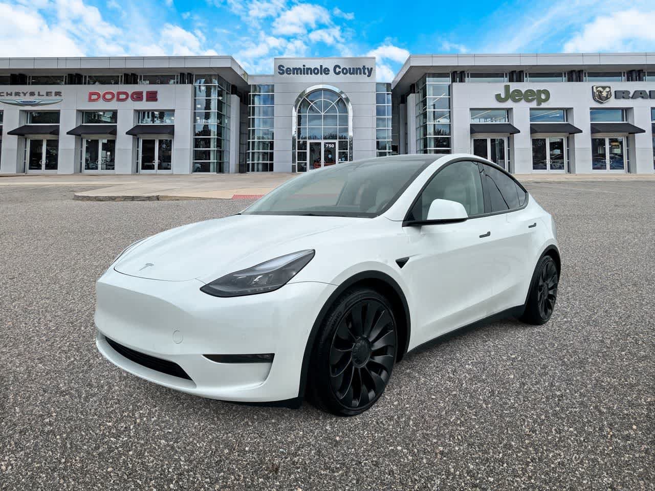 Used 2022 Tesla Model Y Performance AWD/4WD image 1