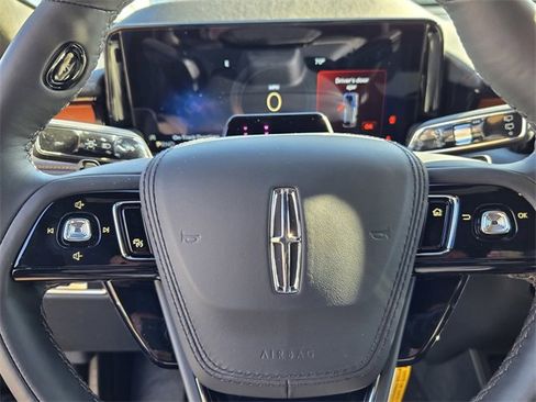 New 2025 Lincoln Aviator Black Label image 21