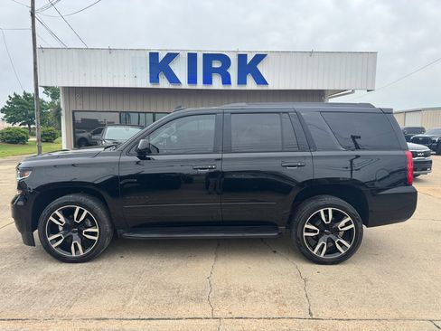 Used 2018 Chevrolet Tahoe Premier AWD/4WD image 2