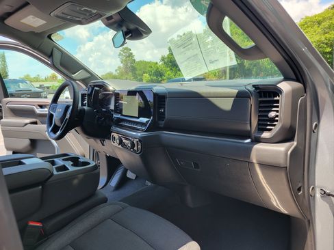 Used 2024 Chevrolet Silverado 1500 LT w/ Protection Package RWD image 31