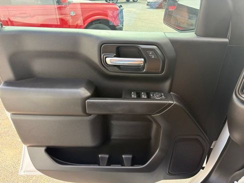 Used 2025 Chevrolet Silverado 1500 Custom w/ Turbomax Blackout Package AWD/4WD image 31