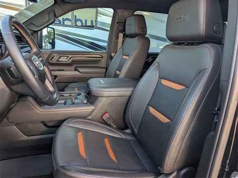 Used 2024 GMC Sierra 2500 AT4 w/ AT4 Premium Plus Package image 24