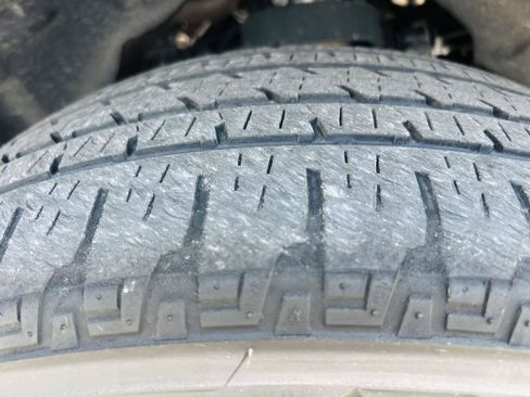 Used 2023 RAM 1500 Big Horn AWD/4WD image 40