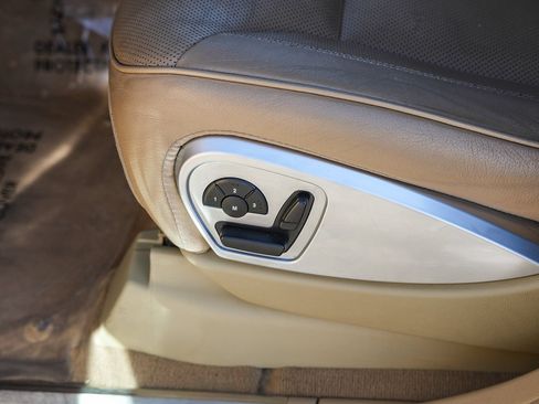 Used 2012 Mercedes-Benz GL 550 4MATIC image 20