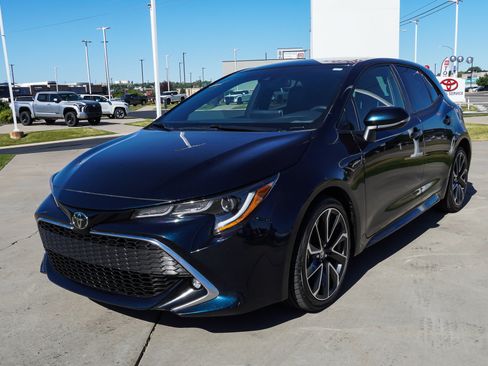 Certified 2022 Toyota Corolla XSE FWD image 4