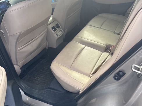 Used 2019 Subaru Outback 2.5i Limited image 6