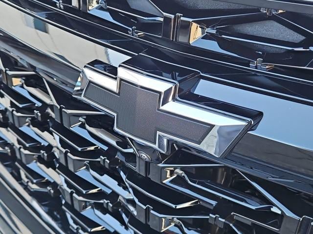 New 2027 Chevrolet Traverse RS FWD image 32