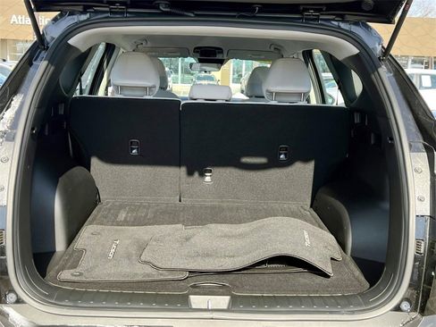 Certified 2025 Hyundai Tucson SE image 7