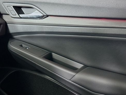 Used 2024 Volkswagen GTI SE image 17