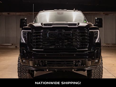 Used 2025 GMC Sierra 3500 Denali Ultimate image 4
