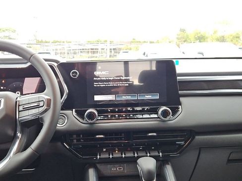 New 2026 GMC Canyon Elevation w/ Convenience Package image 21