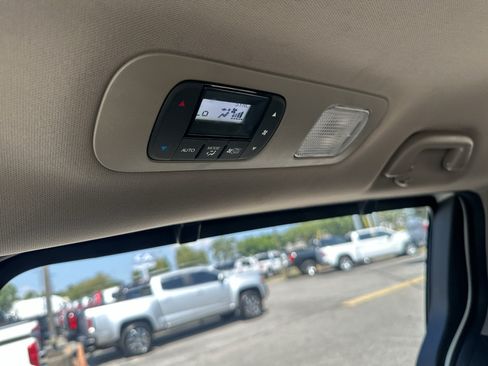 Used 2023 Honda Odyssey Touring image 30