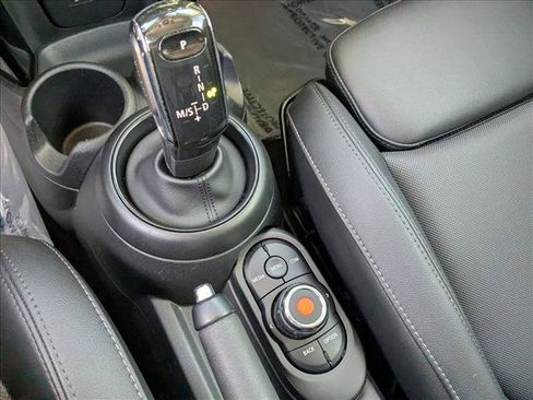 Used 2022 MINI Cooper S image 11