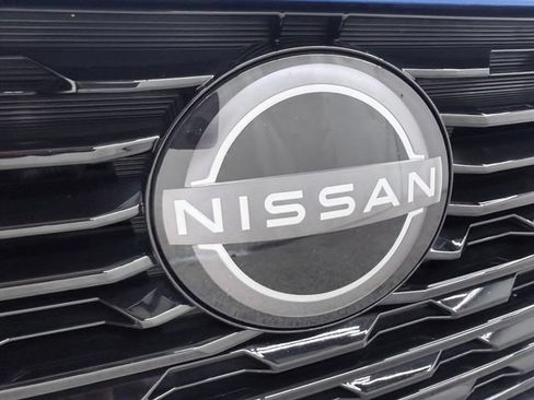 Used 2025 Nissan Sentra SR FWD image 10