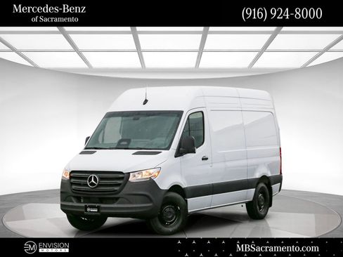 New 2025 Mercedes-Benz Sprinter 2500 image 1