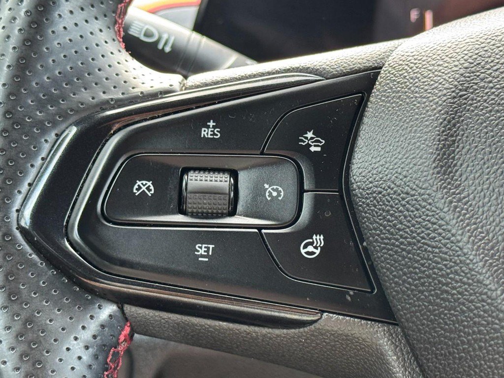 Used 2024 Chevrolet TrailBlazer RS w/ Convenience Package FWD image 19