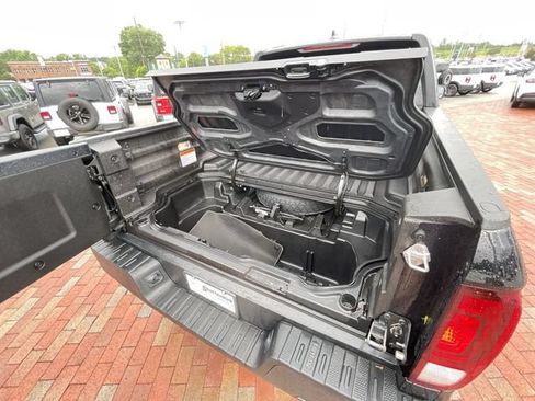 Certified 2025 Honda Ridgeline RTL image 34