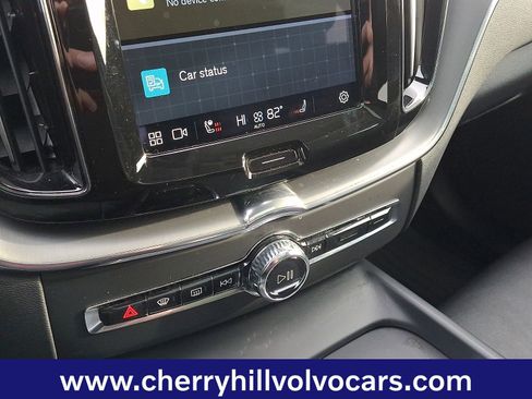 Certified 2023 Volvo XC60 B5 Core w/ Climate Package image 17