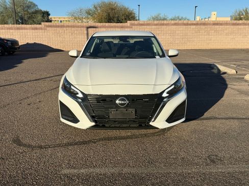 Certified 2023 Nissan Altima 2.5 S image 2