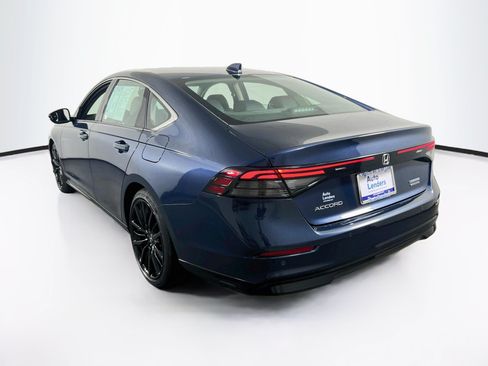 Used 2023 Honda Accord Touring image 7