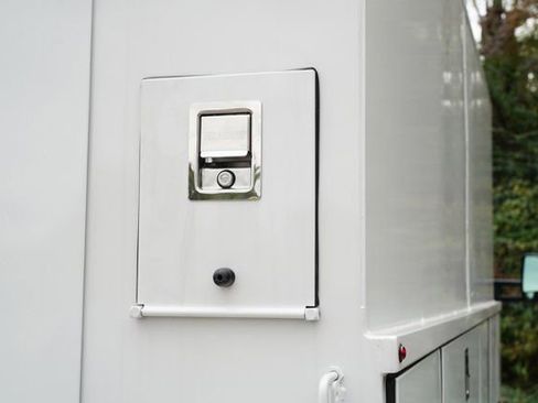 Used 2023 Mercedes-Benz Sprinter 3500 image 24