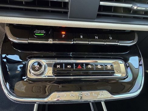 New 2026 Lincoln Corsair Premiere image 27