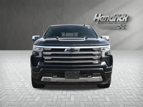 Used 2023 Chevrolet Silverado 1500 High Country AWD/4WD image 6
