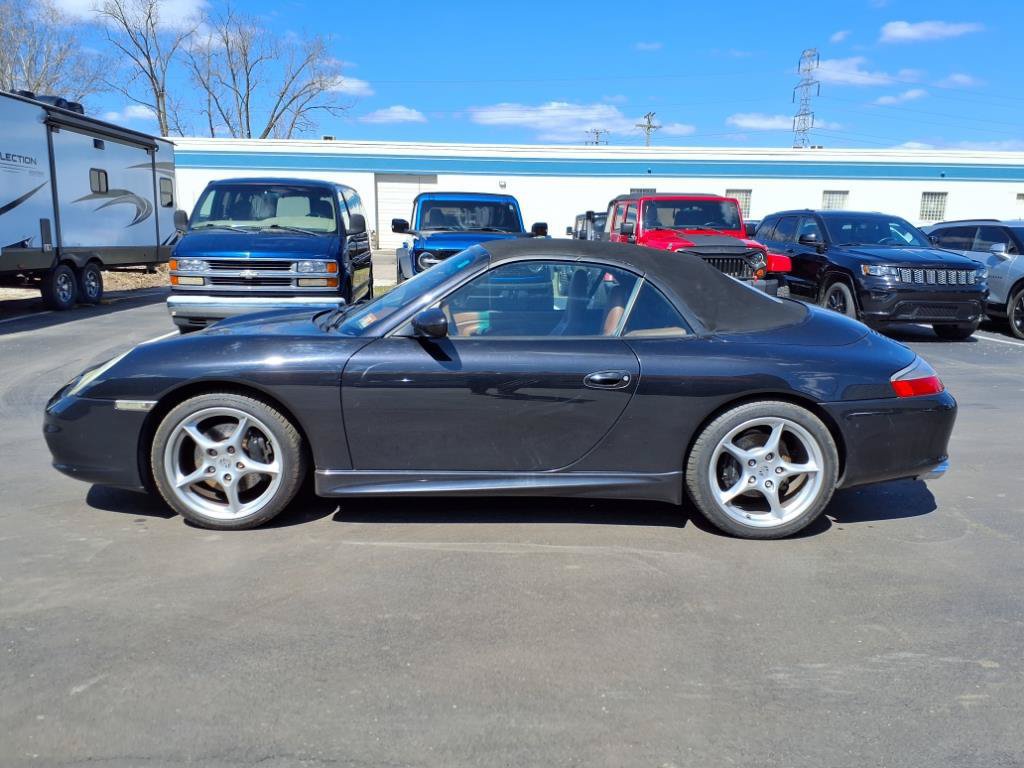 Used 2004 Porsche 911 Carrera 4S AWD/4WD image 2