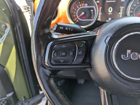 Used 2022 Jeep Gladiator Sport AWD/4WD image 16