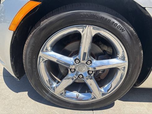 Used 2008 Saturn Sky w/ Premium Trim Package RWD image 20