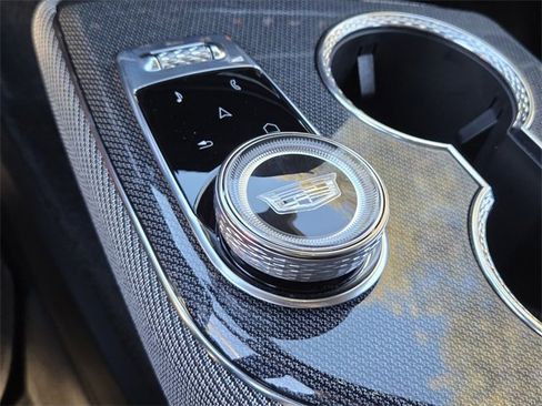 New 2025 Cadillac Optiq Sport 1 image 26