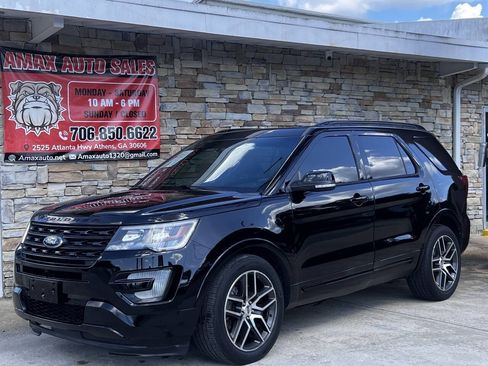 Used 2016 Ford Explorer Sport w/ Equipment Group 401A AWD/4WD image 2