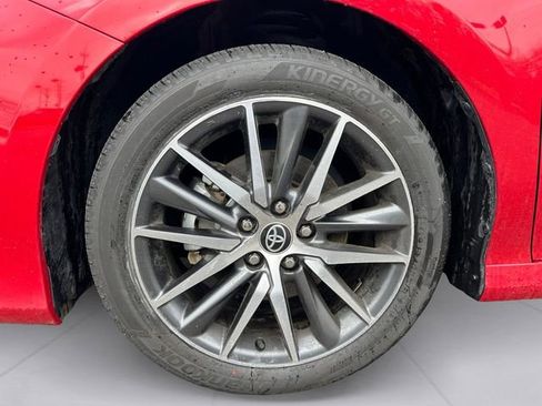 Used 2023 Toyota Camry XLE image 9