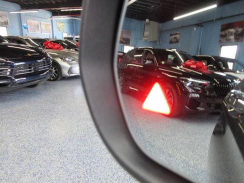 Used 2021 Mercedes-Benz GLC 300 4MATIC Coupe image 34