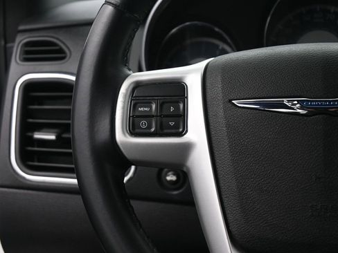 Used 2014 Chrysler 200 Touring image 30