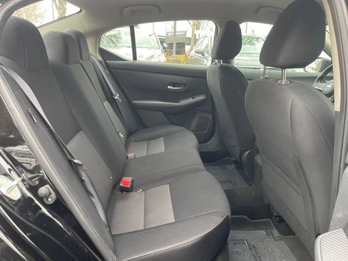 Used 2023 Nissan Sentra SV image 10