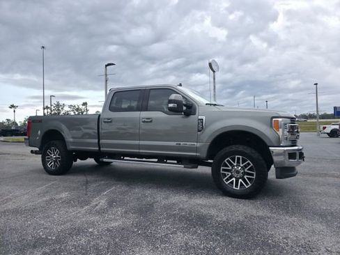 Used 2019 Ford F350 Lariat w/ Lariat Ultimate Package image 2