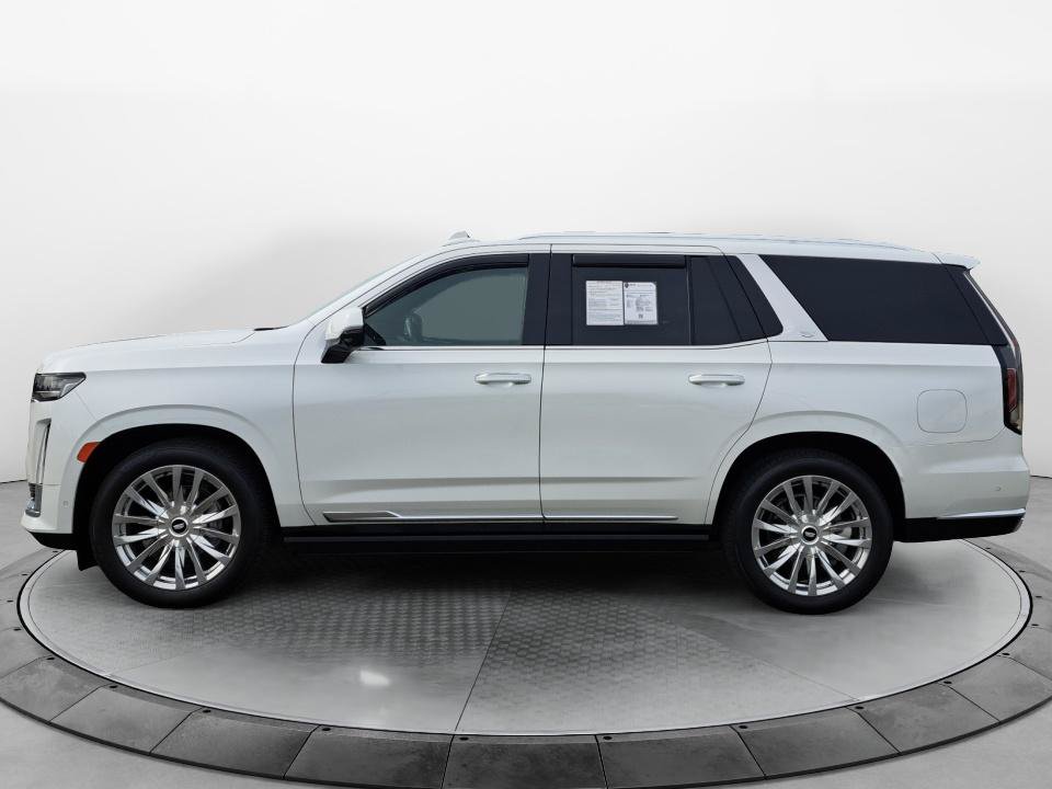 Certified 2022 Cadillac Escalade Premium Luxury w/ Performance Package AWD/4WD image 4