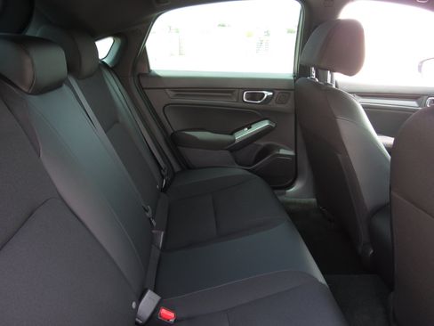 Used 2025 Honda Civic Sport image 11